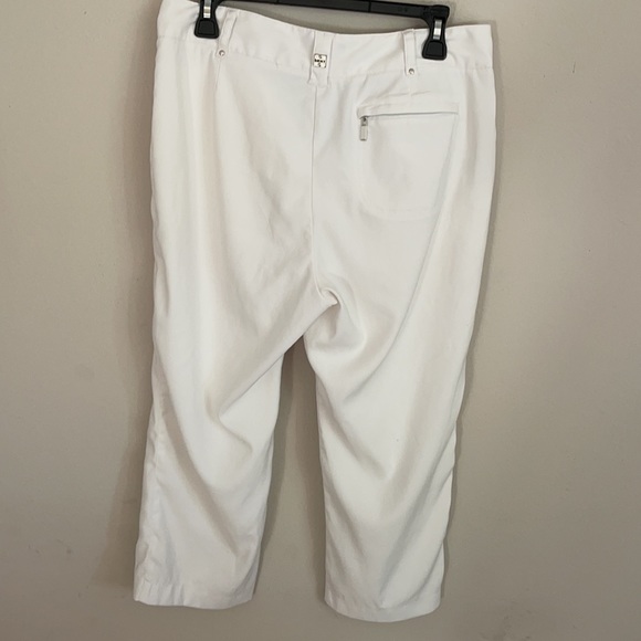 DKNY GOLF Capris Length Pants 8 - Picture 8 of 9